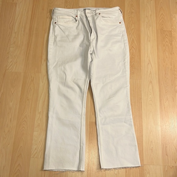 Zara Crop Flare Raw Hem Jeans (Stretch) EUC - Picture 3 of 5